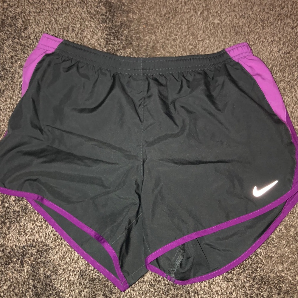 Nike running shorts sz S